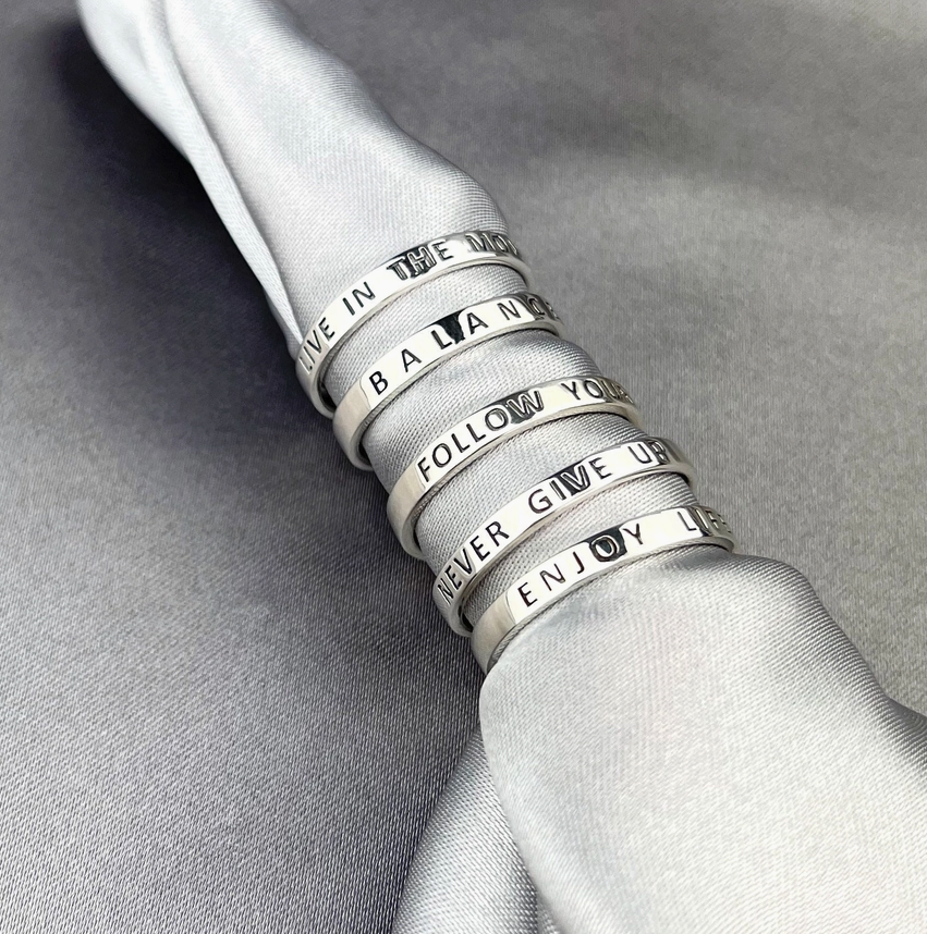 Follow your dream - Gegraveerde vingerring met stempel van 925 sterling zilver