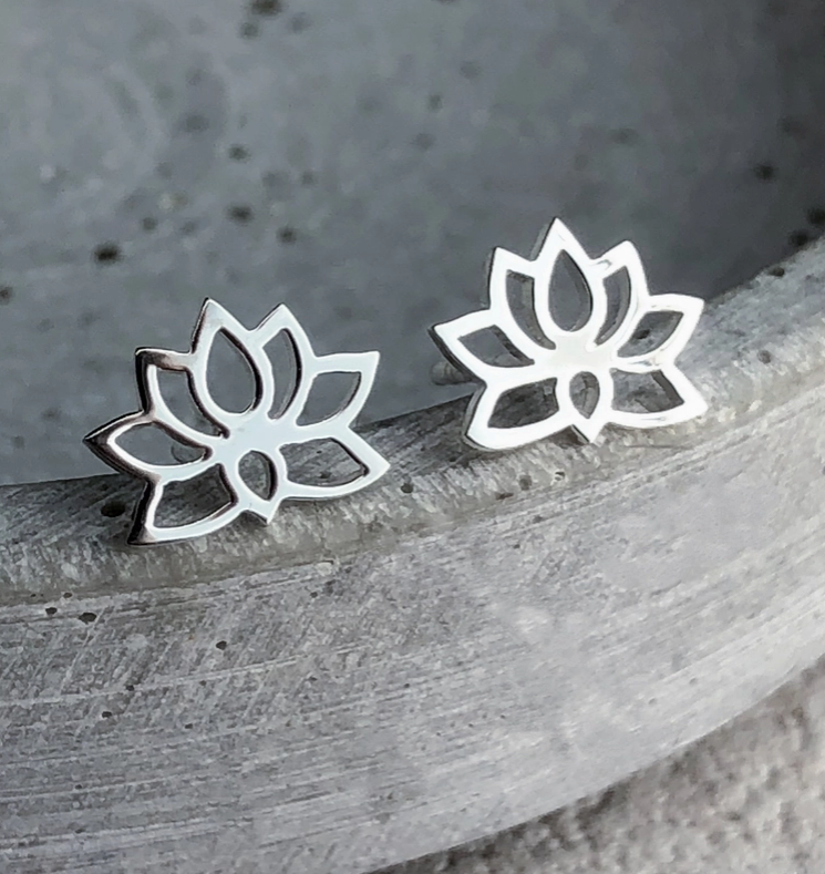 Mini 925 sterling zilveren Lotus oorknopjes